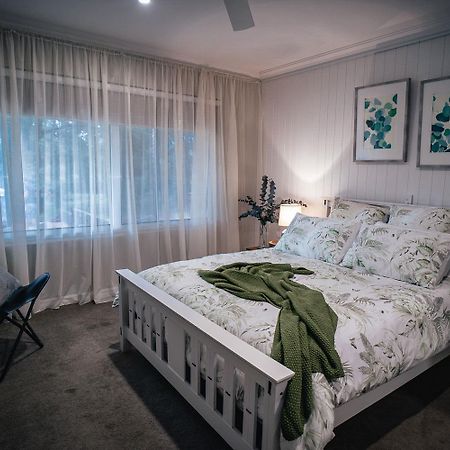 Red Tail Retreat Hotel Collie ภายนอก รูปภาพ